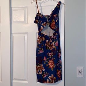 Floral cocktail dress with front cut out, worn once!